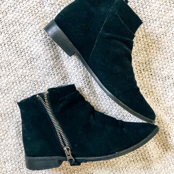 Booties - Picture 1 of 4